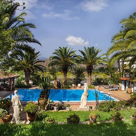 Villa Alkantara タオルミーナ エクステリア 写真